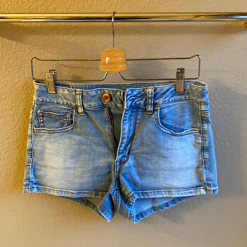 American eagle high waisted shorts
